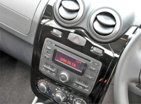 Рамка RENAULT Sandero до 2014 10 дюймов